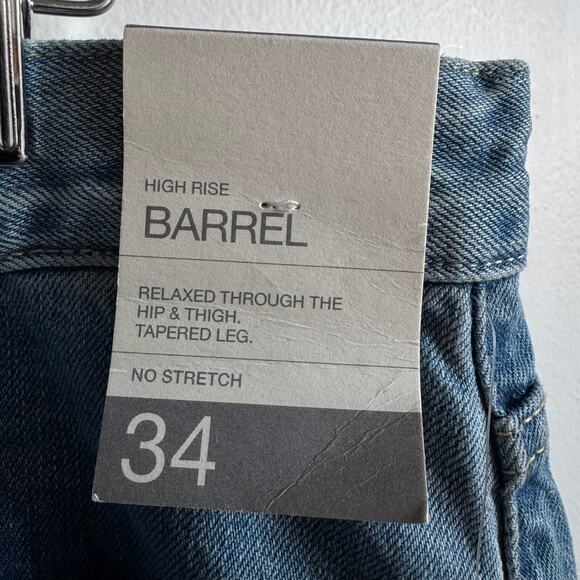 NWT GAP High-rise Cuffed Barrel Jeans - Picture 5 of 10